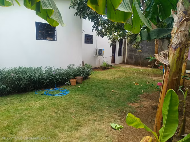 Vendo Casa en Carretera a Masaya cerca de las Colinas dentro de  Residencial MP