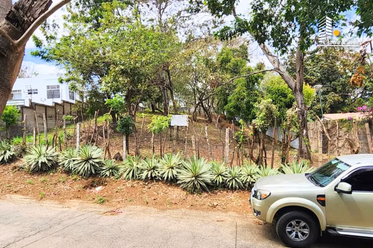 ¡¡Fabuloso Terreno en zona Exclusiva de Managua!! - LL - Imagen 9