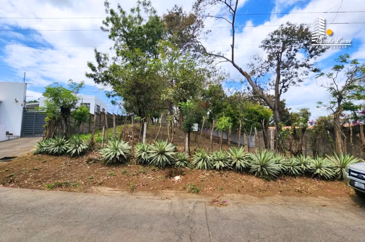 ¡¡Fabuloso Terreno en zona Exclusiva de Managua!! - LL - Imagen 5