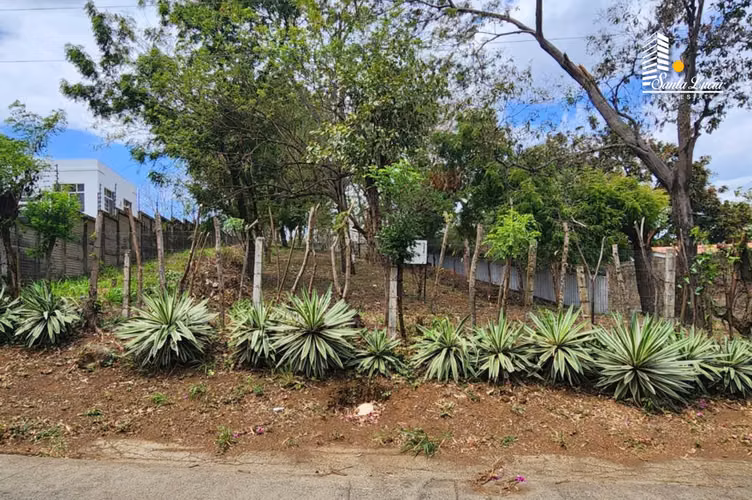 ¡¡Fabuloso Terreno en zona Exclusiva de Managua!! - LL - Imagen 4