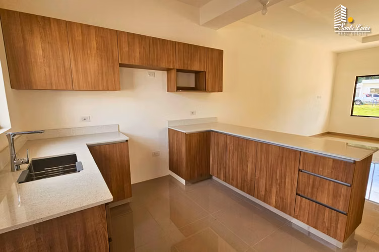 Casa Nueva en Renta – Residencial Villa La Paz, Managua IY - Imagen 5