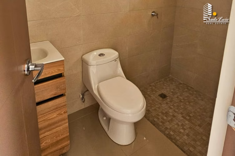 Casa Nueva en Renta – Residencial Villa La Paz, Managua IY - Imagen 8