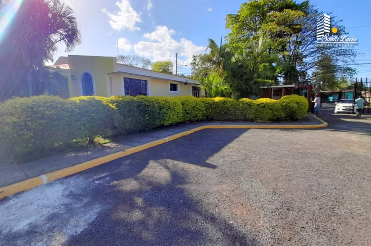 Complejo de Apartamentos en Condominio de Carretera Masaya – LL