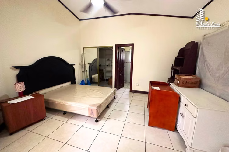 Complejo de Apartamentos en Condominio de Carretera Masaya – LL