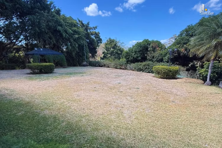 AMPLIA CASA EN VENTA - VILLA FONTANA SUR LL