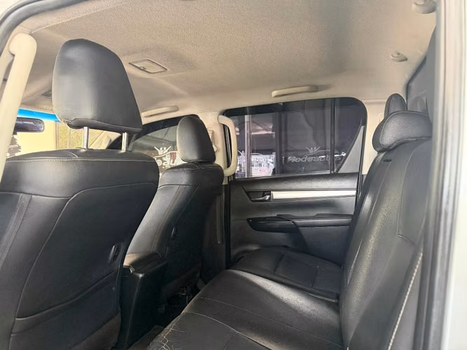 Toyota Hilux SRV  año 2018 mecánica