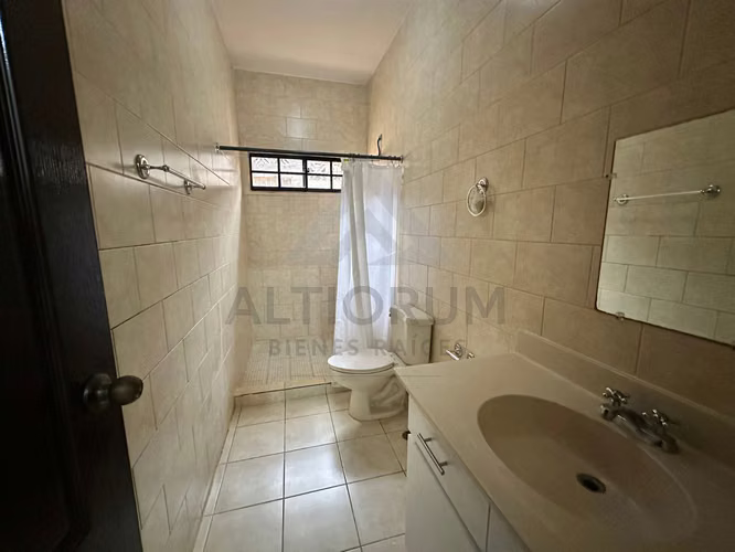 Casa en venta en Carretera a Masaya - Imagen 5