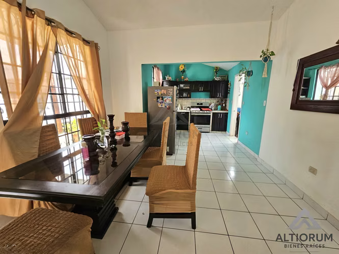 CASA EN VENTA | LAS COLINAS