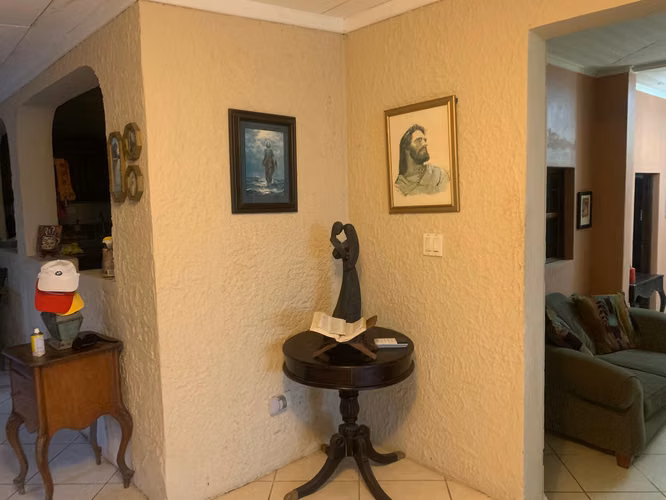 DG- Casa en venta en El Crucero