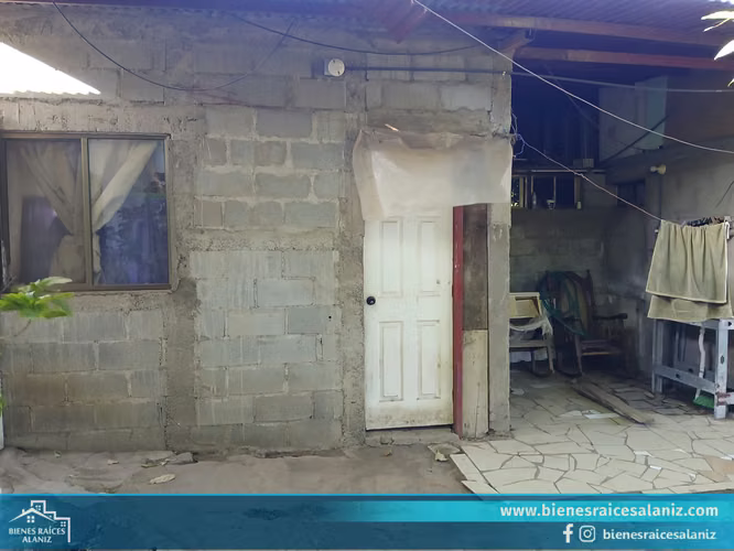 Vendo Casa en Carretera Vieja a León - VZ