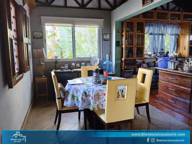 Vendo Casa en Carretera Sur - VZ