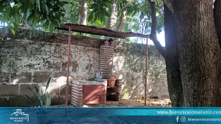 Vendo Casa en Carretera Sur - VZ