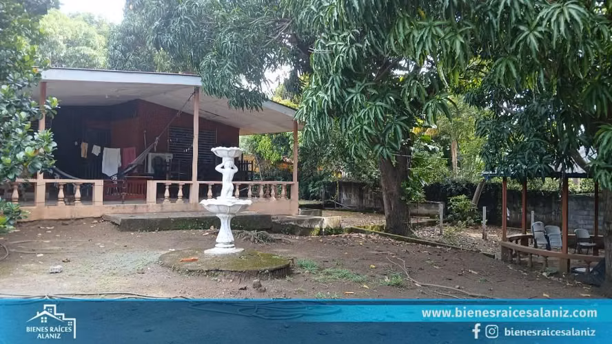 Vendo Casa en Carretera Sur - VZ
