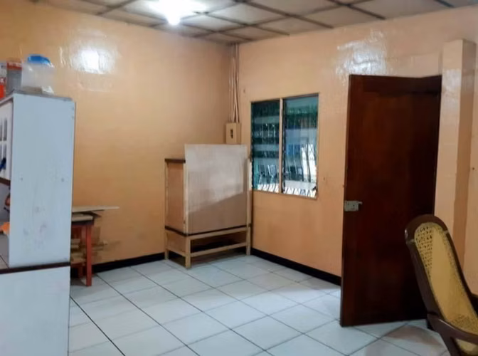 CL-Vendo casa en Bo Isaías Gomez