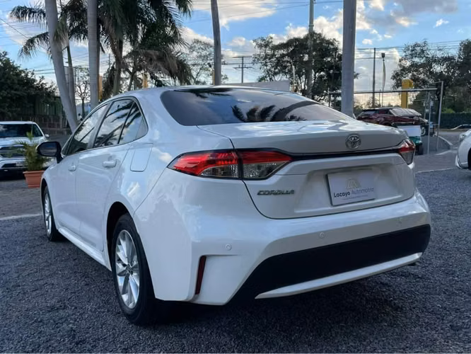 Toyota Corolla 2022 Automatico - Imagen 3