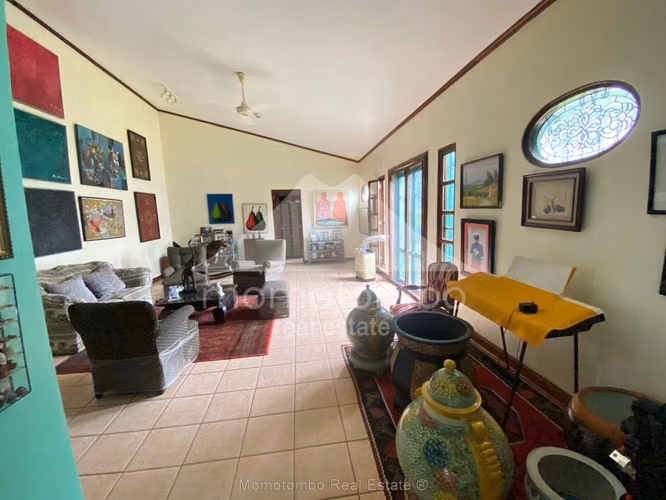 Casa en Venta &amp; Renta Santo Domingo, Managua - Imagen 5