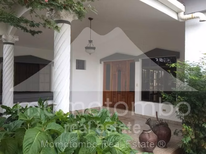 Casa en Venta Carretera Nueva A Leon, Managua