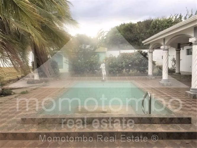 Casa en Venta Carretera Nueva A Leon, Managua