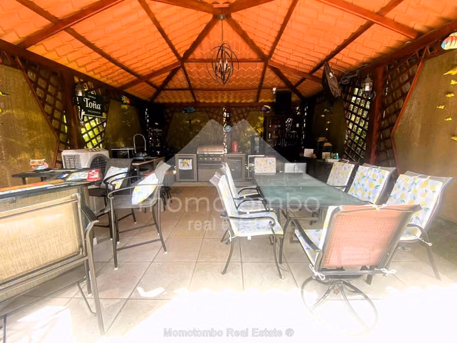 Casa en Venta Las Colinas, Managua