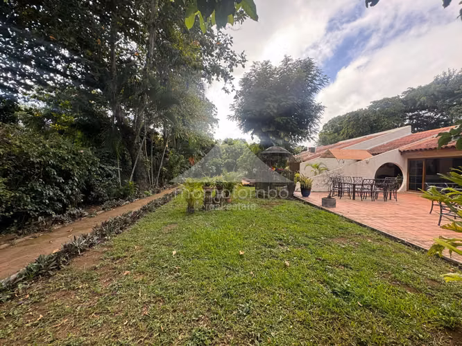 Casa en Venta Villa Fontana Sur, Managua