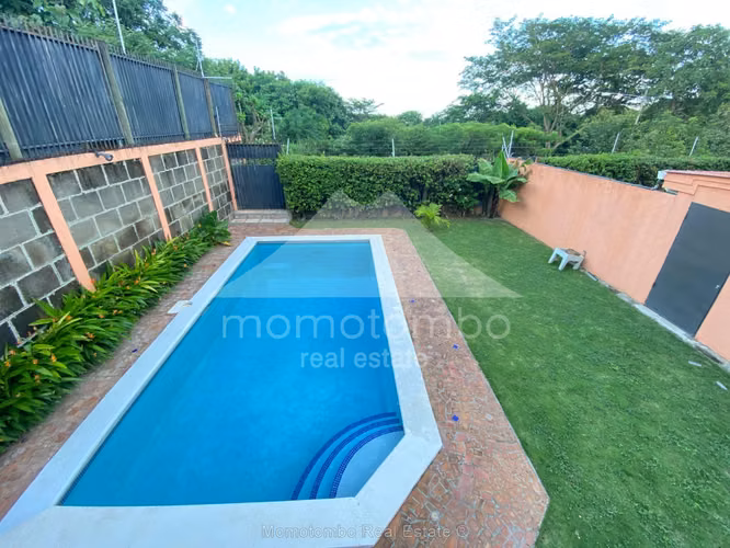 Apartamento en Renta Las Cumbres, Managua