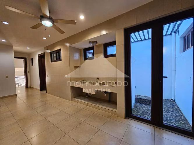 Casa en Venta &amp; Renta Carretera Sur, Managua