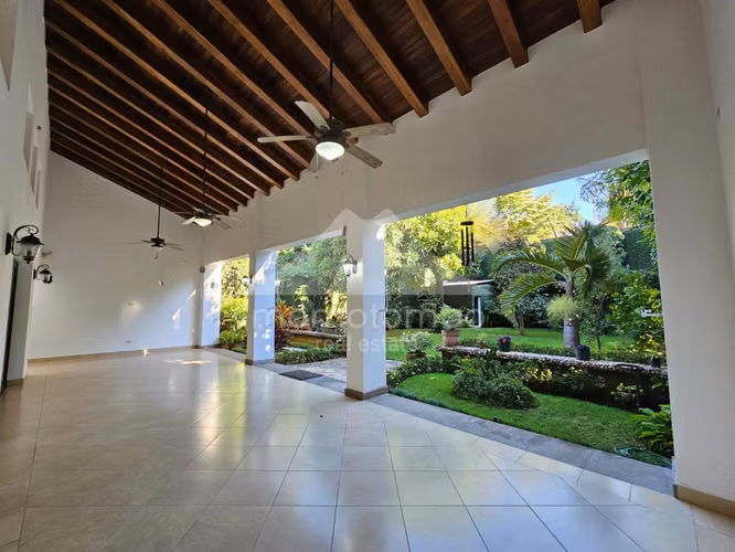 Casa en Venta &amp; Renta Carretera Sur, Managua - Imagen 3