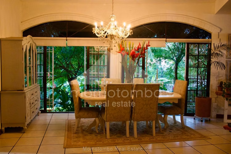 Casa en Venta Balcones De Santo Domingo, Managua