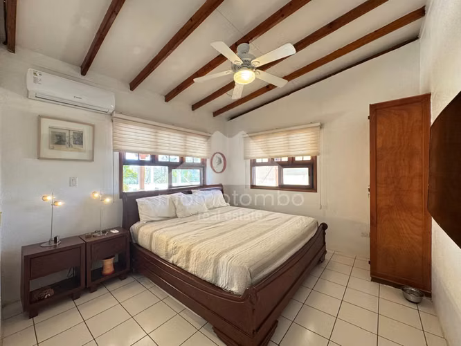 Casa de Playa en Venta Pochomil, San Rafael Del Sur