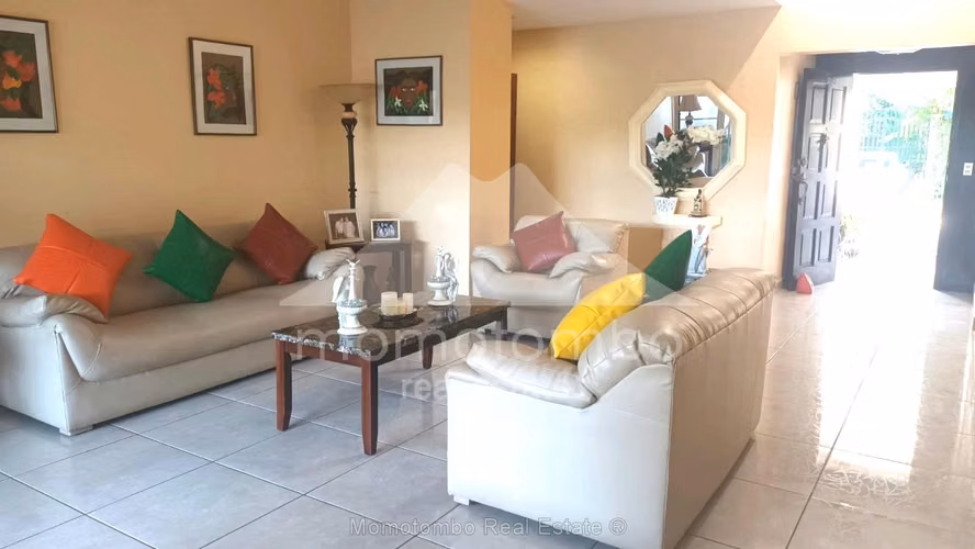 Casa en Venta Lomas De San Juan, Managua