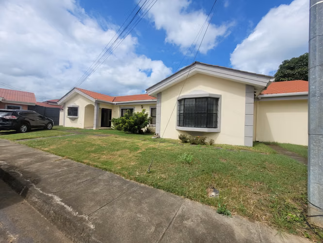 Casa en venta en Residencial Puerta del Sol - Imagen 3