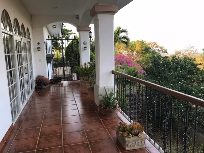 VILLA FONTANA SUR / U$420,000