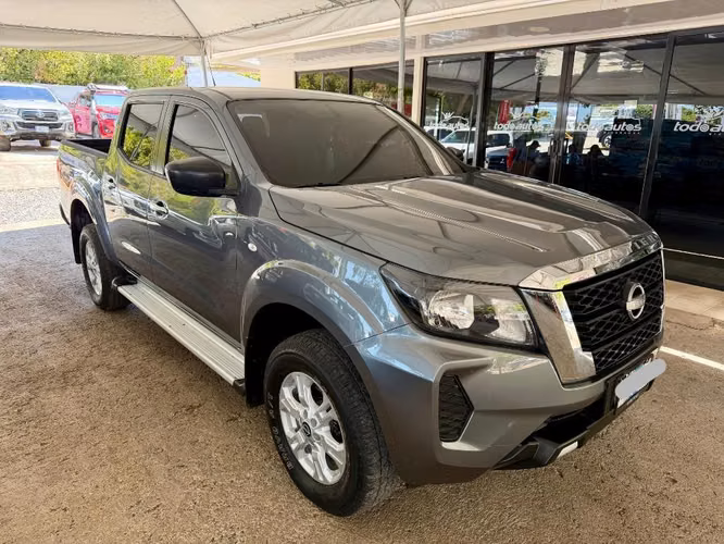 Nissan Frontier año 2025 Automática