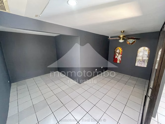 Casa en Venta Altos De Santo Domingo, Managua