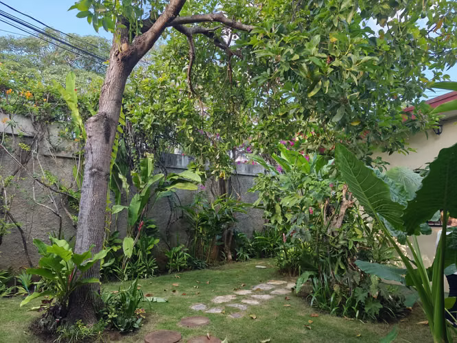 VENTA DE HERMOSA CASA en CARRETERA A MASAYA