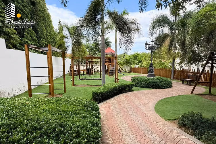 Apartamento Amueblado en Venta en Viejo Santo Domingo - DC
