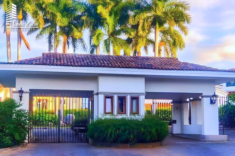 Apartamento Amueblado en Venta en Viejo Santo Domingo - DC