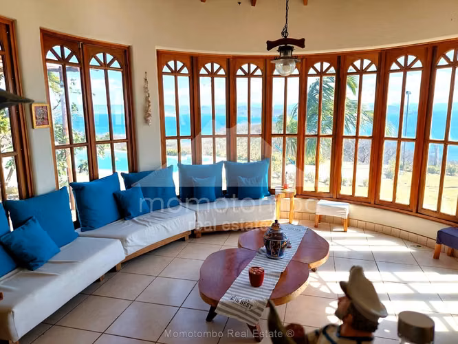 Casa de Playa en Venta Rivas, Playa Manzanillo, Tola