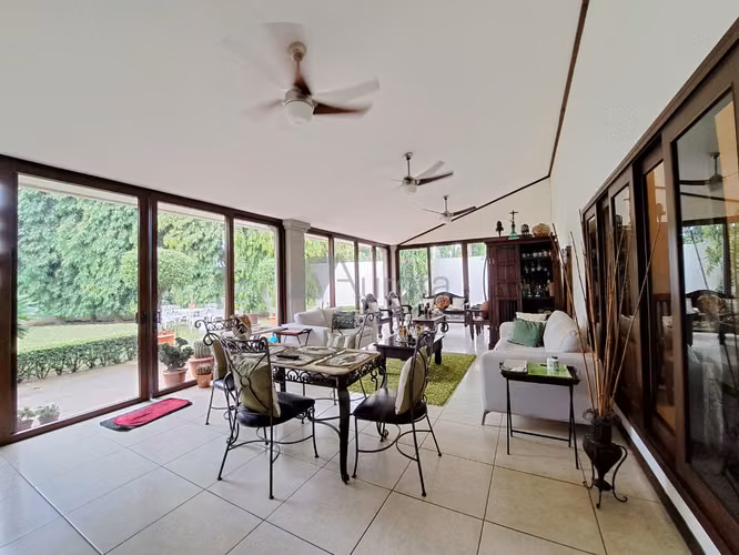 STO 1422 IJ   Amueblada en Condominio Santo Domingo