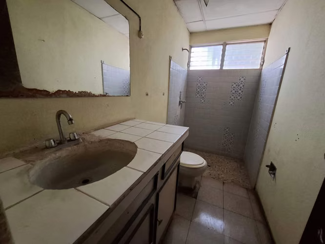 GG - Venta, local comercial en Los Robles