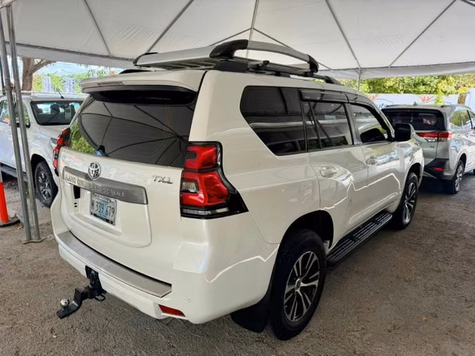 Toyota Prado TXL año 2022