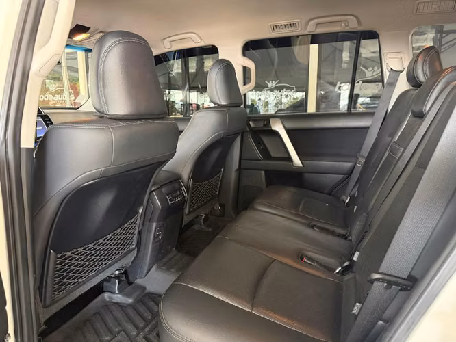 Toyota Prado TXL año 2022