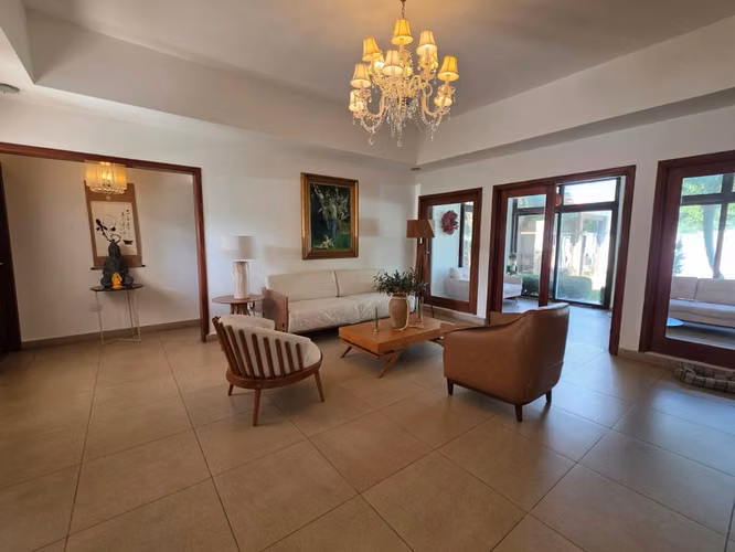 Casa en Venta en Las Colinas | Amplio Terreno 1,500 vrs² | Seguridad + Naturaleza - Imagen 13