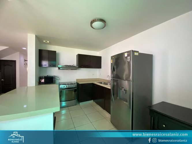 Vendo Casa en El Cortijo de la Sierra - VZ