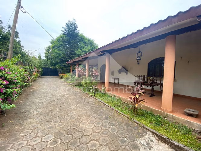 Quinta en Venta Carretera Vieja a Leon, Managua
