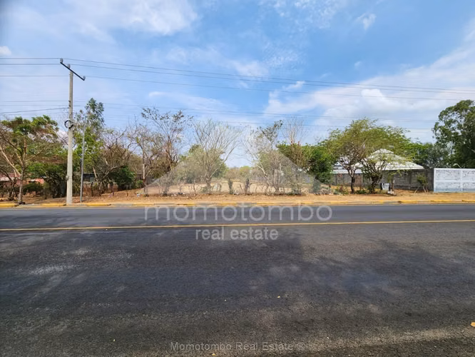 Terreno en Venta Carretera Tipitapa Masaya, Tipitapa