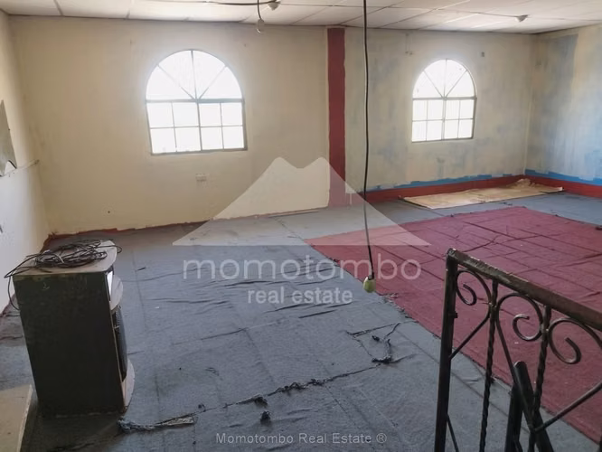 Edificio en Venta &amp; Renta Barrio San Antonio, Dupla Norte, Managua