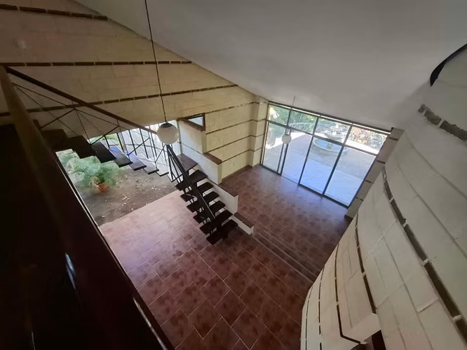 Venta de casa en Villa Fontana Sur Managua