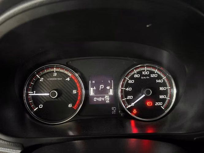 Mitsubishi L200 año 2024 - Imagen 5