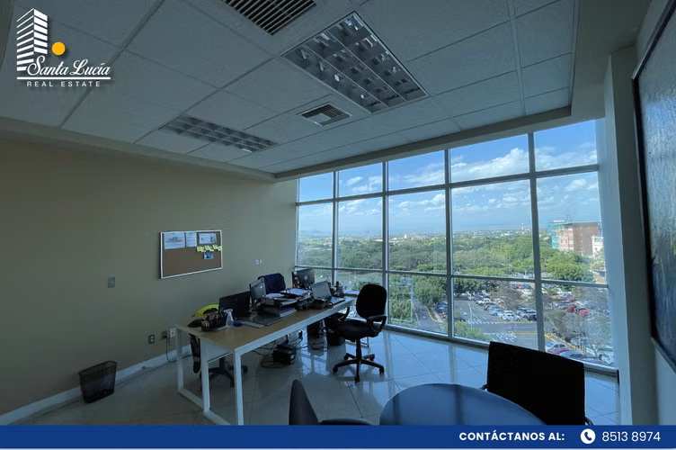 Módulo en renta en el prestigioso Edificio Invercasa - Imagen 4